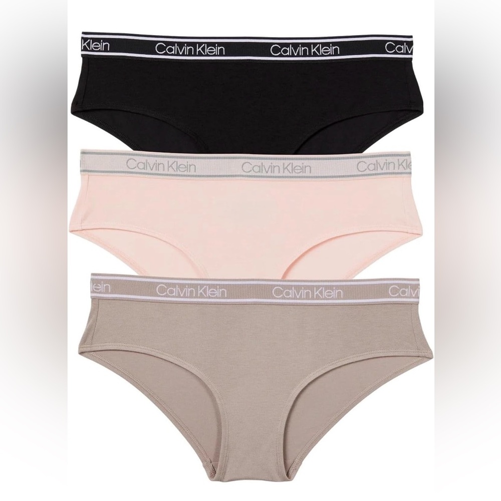 NWT Calvin Klein Women’s Hipster Underwear 3-Pack Size XL
